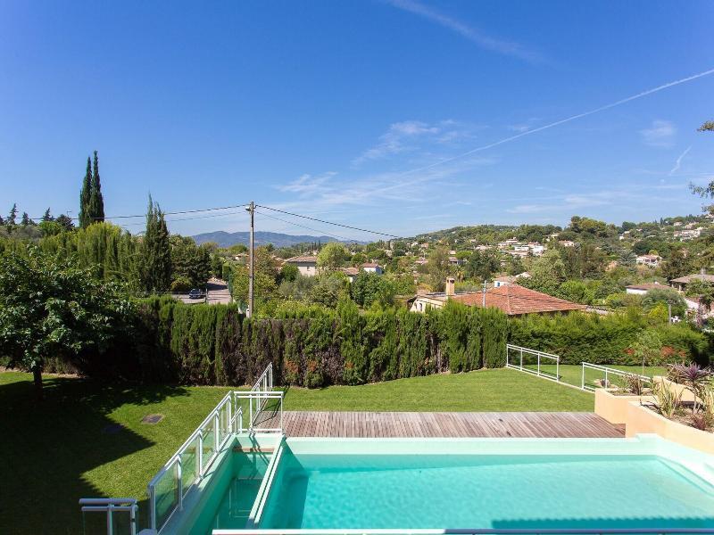Adonis Mougins Aparthotel Bagian luar foto