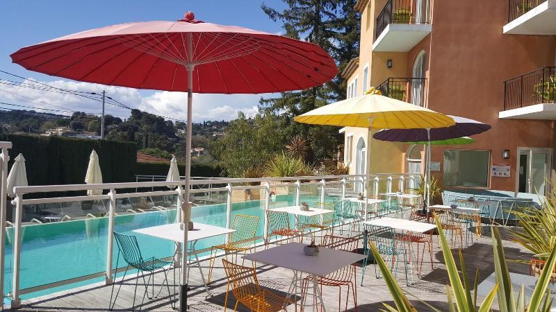 Adonis Mougins Aparthotel Bagian luar foto