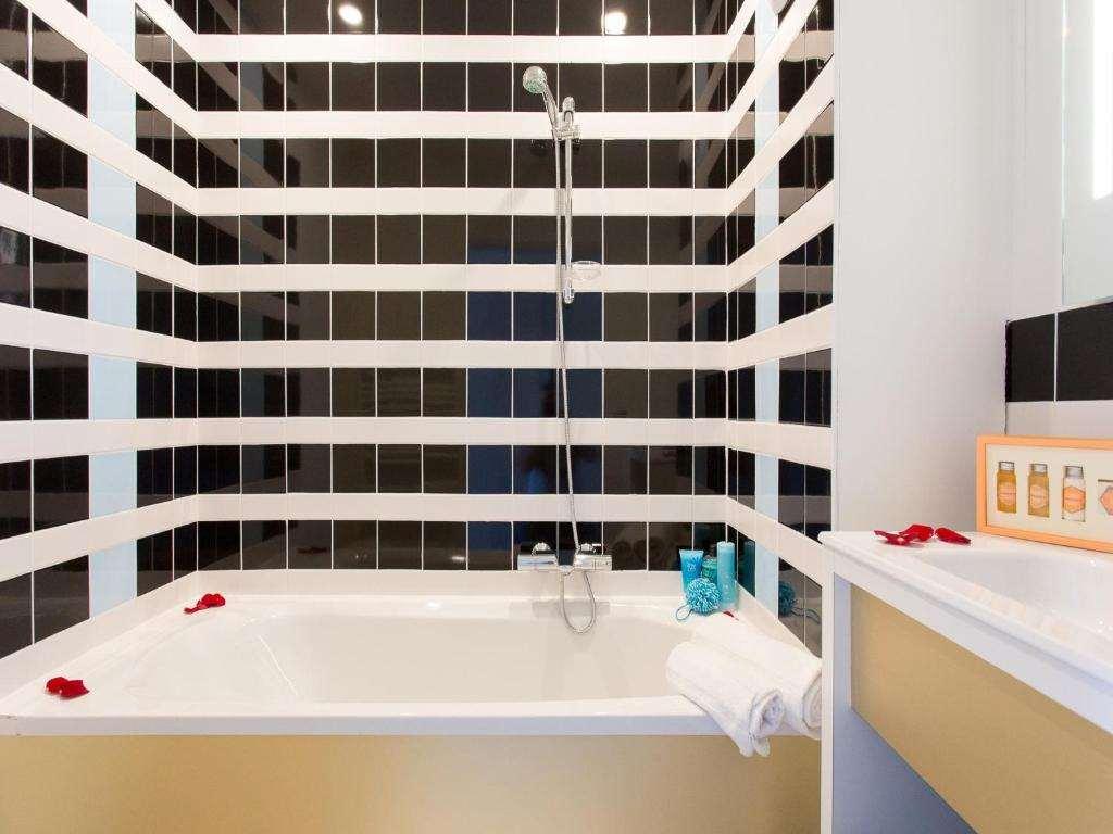 Adonis Mougins Aparthotel Ruang foto